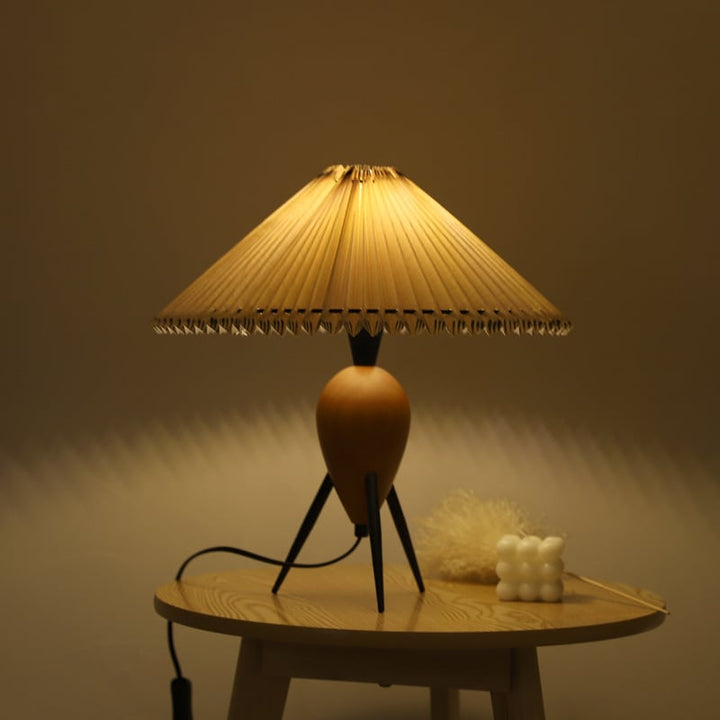 Vintage Pleated Table Lamp