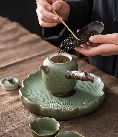 Japanese Petal Side Grip Kung Fu Teapot Set - 6 pcs | One Pot And Three Cups with Tray - www.zawearystocks.com