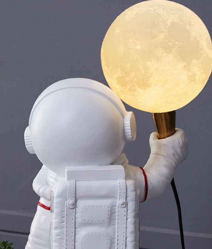 Resin Spaceman Decorative Table Lamp