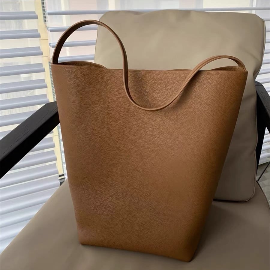 TROW - Leather Large Tote