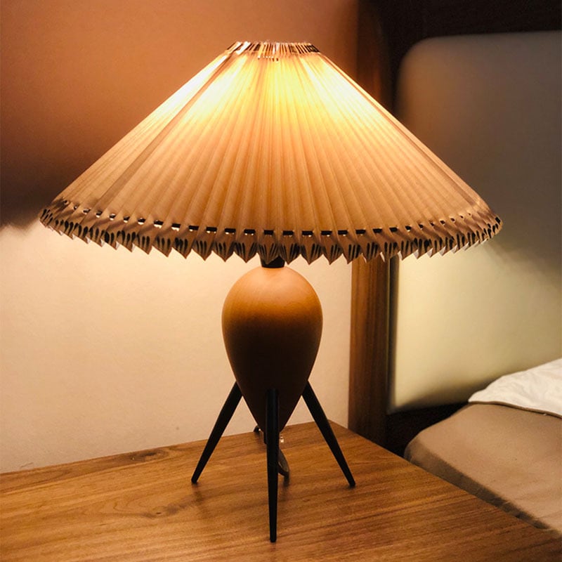 Vintage Pleated Table Lamp