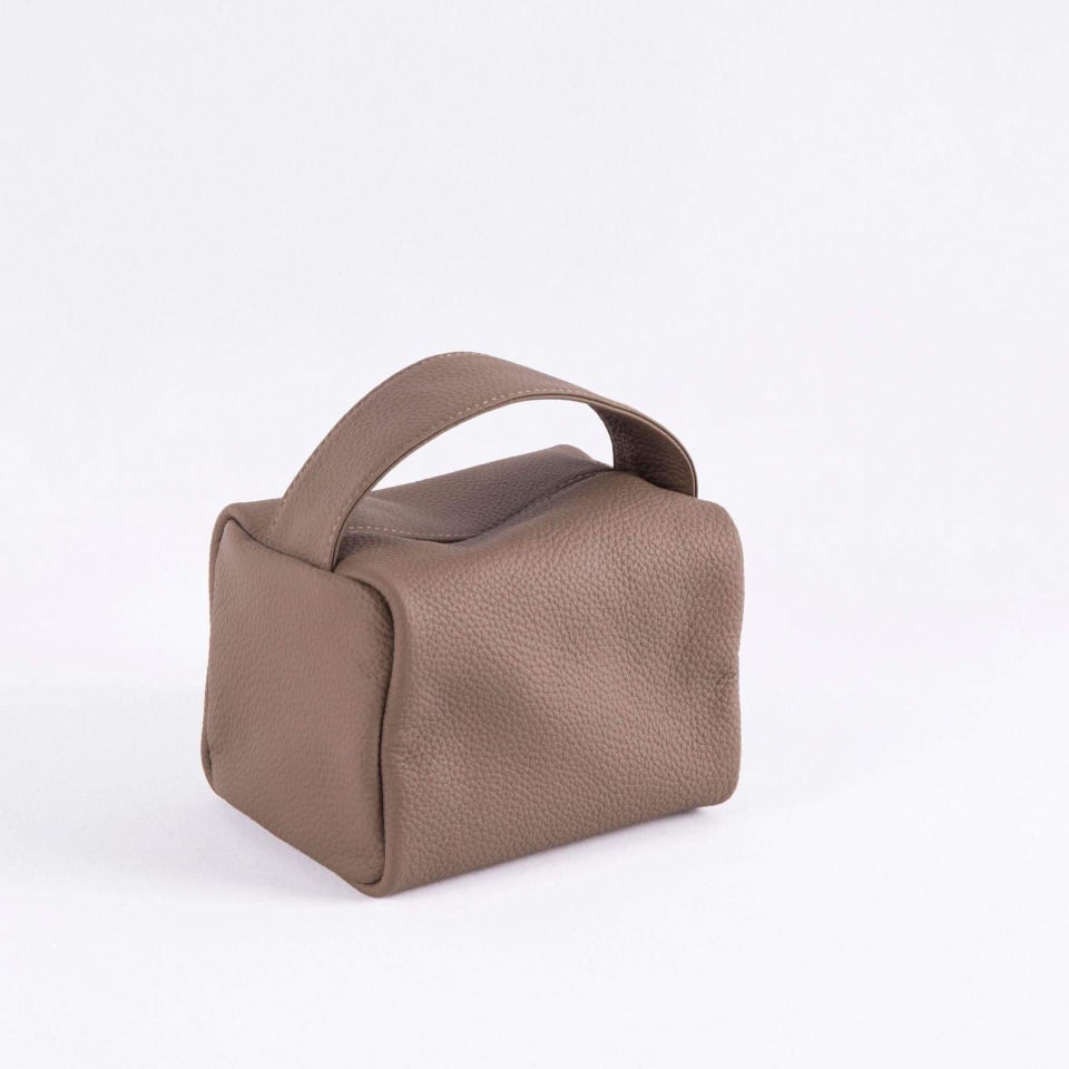 TROW Square 90's Top Handle Bag in Leather