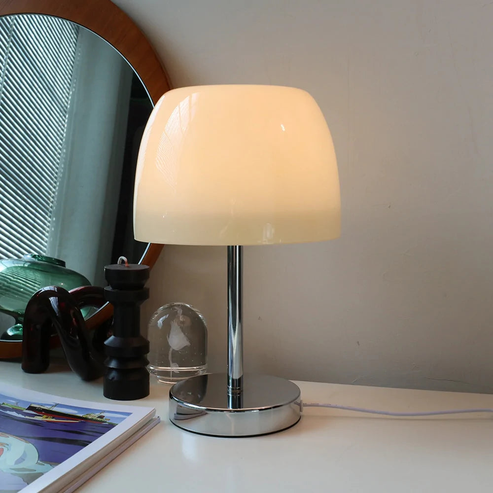 MP Lumiere Glass Table Lamp - Round Base