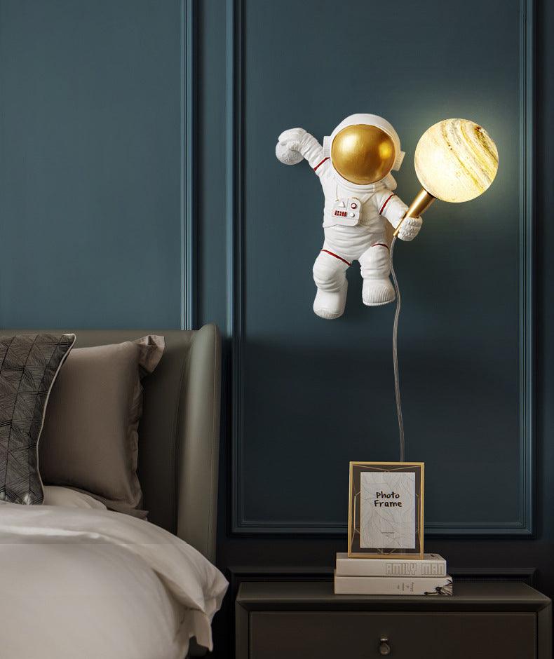 Resin Spaceman Decorative Table Lamp - Moku Park