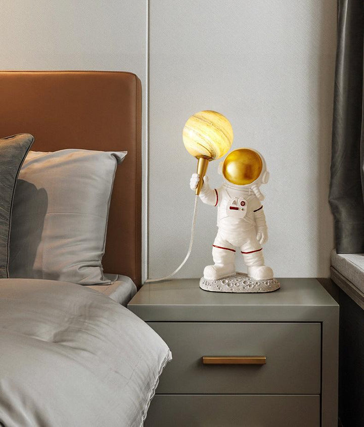 Resin Spaceman Decorative Table Lamp - Moku Park